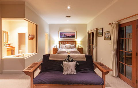Strathearn Park Lodge - Internet Find 1