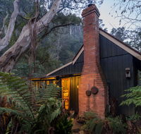 Stringer's Cottage - Internet Find