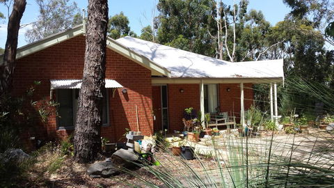 Stringybark Hills Retreat - Internet Find 1