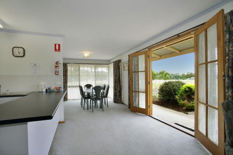 Summerfield Winery And Accommodation - Internet Find 3
