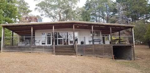 Sunny Corner Lake Eildon - Internet Find 0