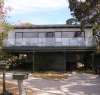 Sunningdale Beach House 16 - Internet Find