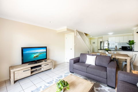 Sunset Waters Apartments - Internet Find 1