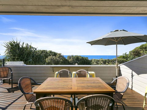 Sunshine Beach Serenity And Pet Friendly ! 9 Seaview Terrace, Sunshine Beach, QLD 4567 - Internet Find 0