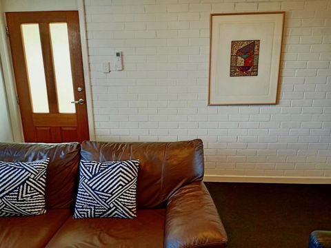 Superb 2 BR Apartment Minutes To CBD- Cen7 - Internet Find 0