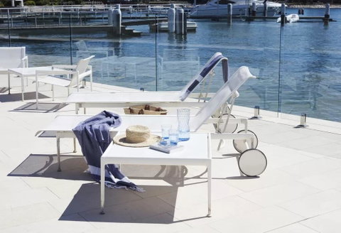 Superb 3 Bedroom, 2 Bathroom First Level Waterfront - Internet Find 2
