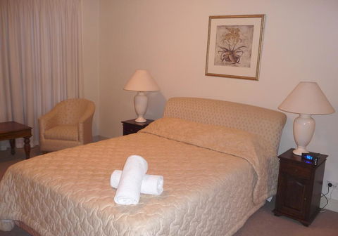 Superb Stay In Adelaides East End - Internet Find 0