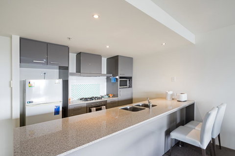 Superb Surfers Paradise Apartment - Top Location! - Internet Find 2