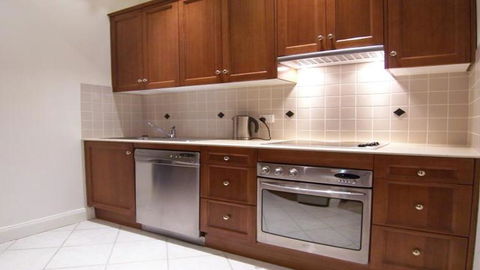 Superior Apartment With Views - Internet Find 3