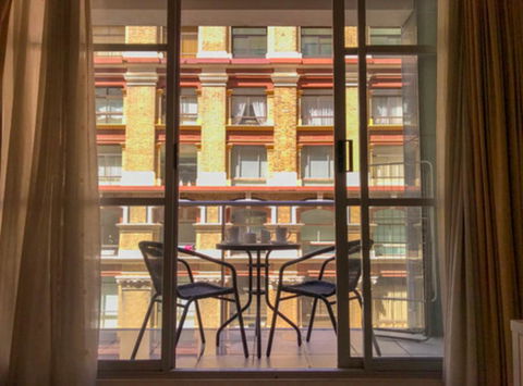 Superior Kent Street Apartments - Internet Find 0