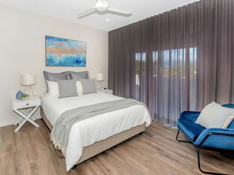 Superior Luxury Apartment In The City - Internet Find 3