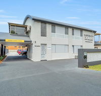 Surf Beach Motel Port - Internet Find