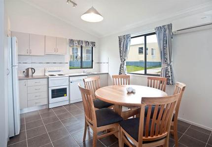 Surf Beach Narooma Holiday Park - Internet Find 1
