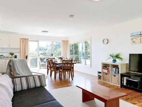 Surf Beach Views - Quiet Position, Close To Beach - Internet Find 3