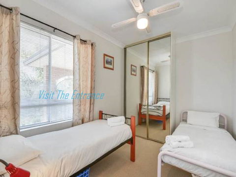 Surf Side Palms 12 - Internet Find 1