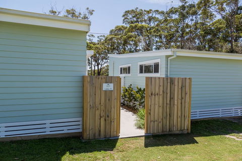 Surfside Cudmirrah Beach - Internet Find 3
