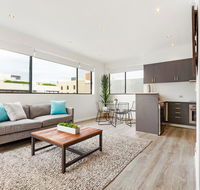 Surry Hills Modern Self-Contained One-Bedroom Apartment 19 FOV - Internet Find