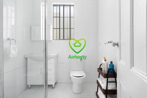 Surry Hills Victorian 4 Bedroom House Near Central - Internet Find 0