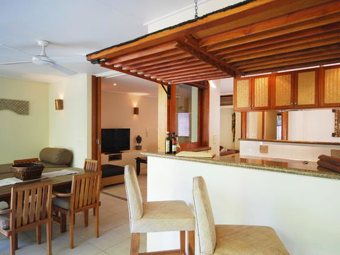 Surya Beachfront Villa No.1 - Internet Find 2