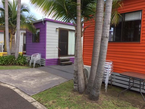 Sussex Palms Holiday Park - Internet Find 0