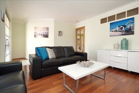 Swan River Applecross Heathcote Park 1BR Villa - Internet Find 0