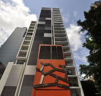 Sydney 1 Bed Modern Self Contained Apartment 402ALB - Internet Find