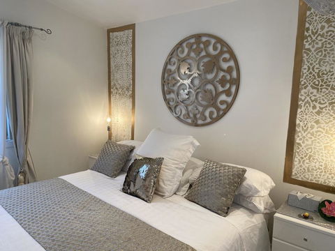 Sydney Executive Garden Apartments - Internet Find 2