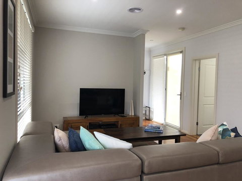 Taboga, 3 Bedroom, 3 Bathroom Villia - Internet Find 2