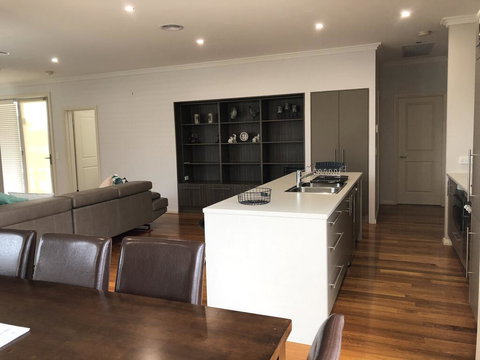 Taboga, 3 Bedroom, 3 Bathroom Villia - Internet Find 3