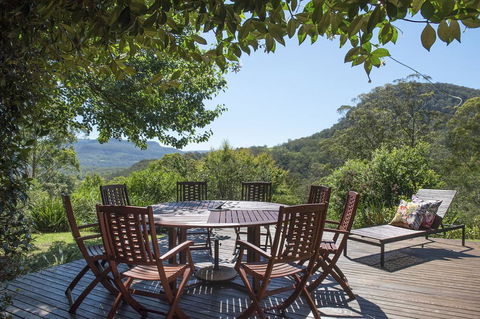Taliesin - Beautiful 4 Bedroom Home With Amazing Views! - Internet Find 0