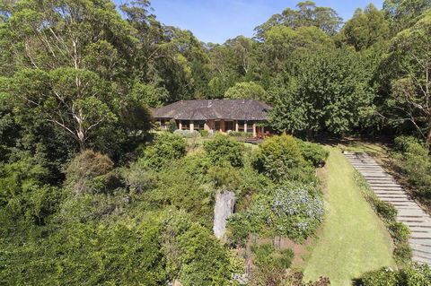 Taliesin - Beautiful 4 Bedroom Home With Amazing Views! - Internet Find 2