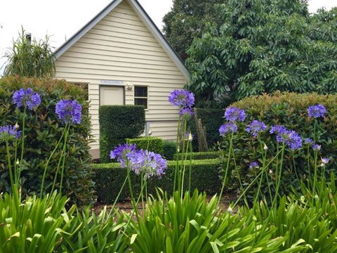 Tamborine Gardens - Internet Find 1