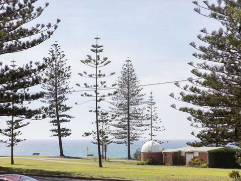 Taranaki Beach House - Internet Find 1