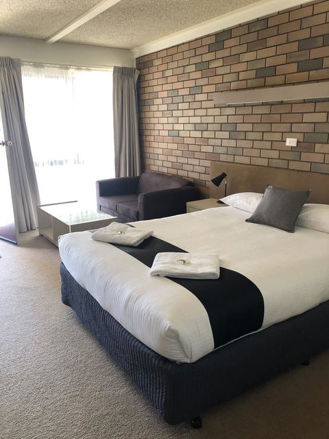 Tatura Country Motel - Internet Find 1
