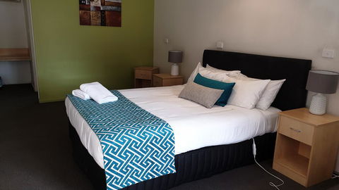 Tenterfield Tavern And Motor Inn - Internet Find 2