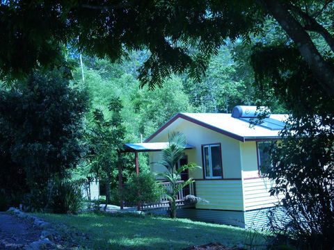 Teretre Cabins Nimbin - Internet Find 1