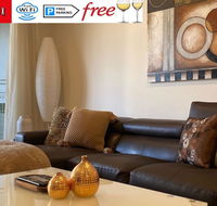 TERRACE LUX FULLY AIR 2 CAR FREE NETFLIX WIFI WINE - Internet Find