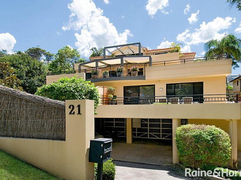 Terrigal Townhouse - 1/21 Campbell Crescent, Terrigal - Internet Find 0