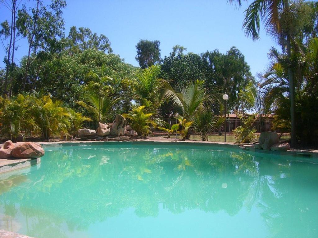 Yarralin NT Internet Find