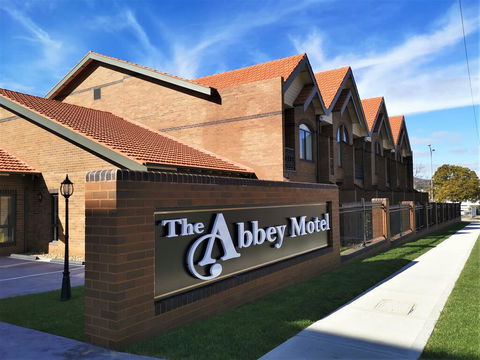 The Abbey Motel Goulburn - Internet Find 0