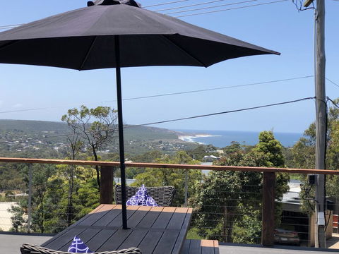 The Anglesea Beach House ADVENTURE RETREAT - Internet Find 1