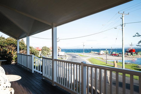 The Ark Stanley Luxury Bed And Breakfast - Internet Find 2