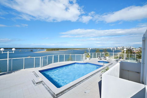 The Atrium Resort - Internet Find 2