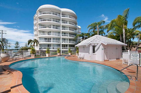 The Atrium Resort - Internet Find 1