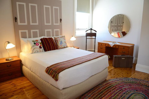 The Bank B&B West Wyalong - Internet Find 1