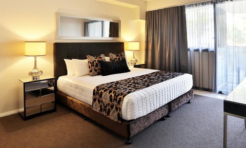 The Bay Apartments - Internet Find 2