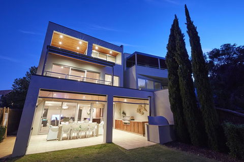 The Bay Residence, Dunsborough WA - Internet Find 0
