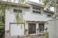 Business in Emerald Beach NSW Internet Find Internet Find