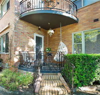 The Beach House Apartment - Internet Find