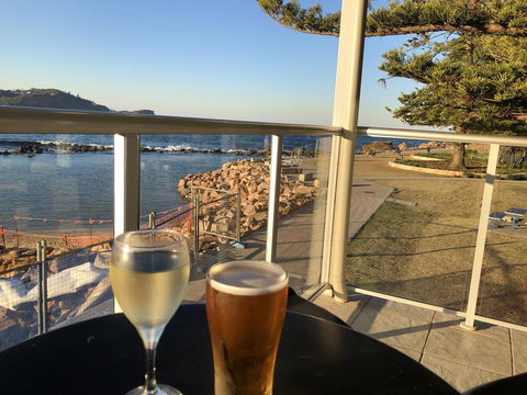 The Beach Hut Avoca Beach NSW - Internet Find 2